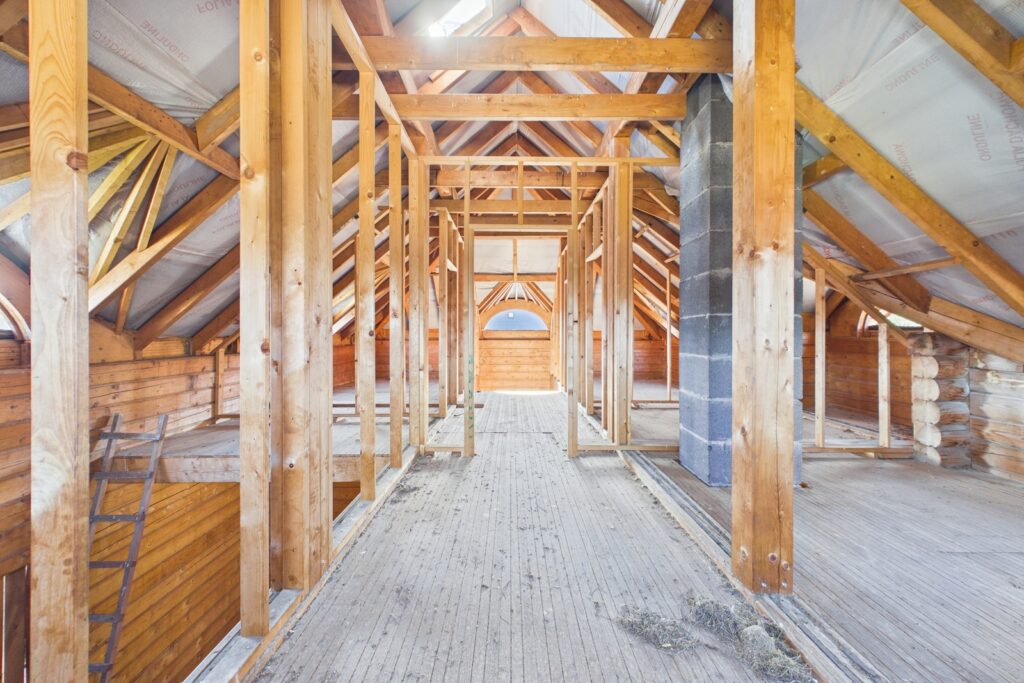 Dom całoroczny z bala w Beskidzie Małym - zdjęcie 11