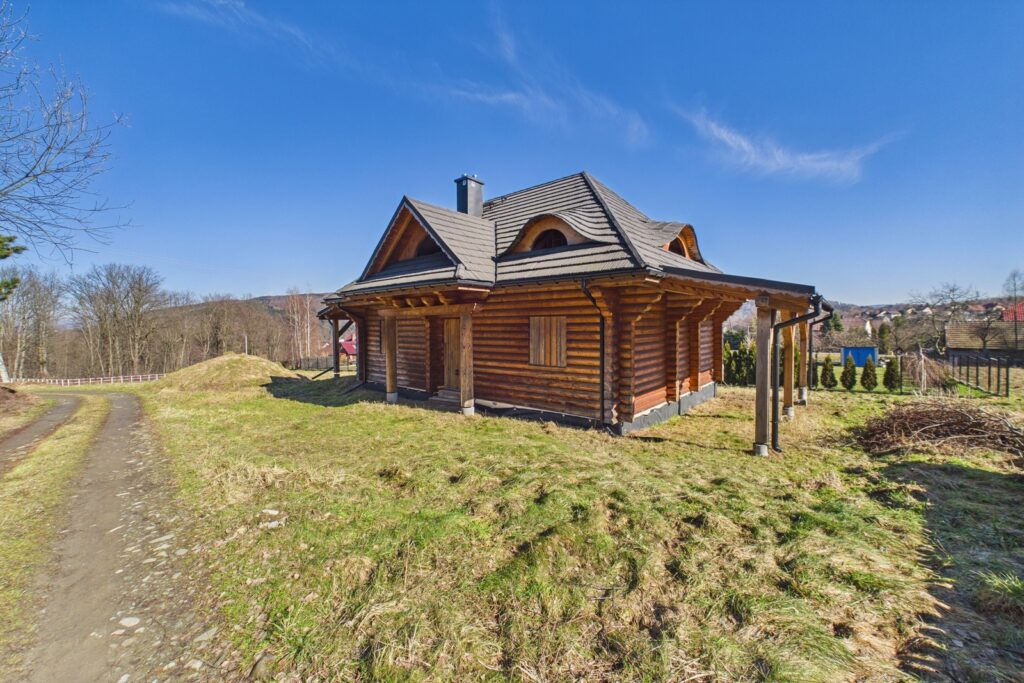 Dom całoroczny z bala w Beskidzie Małym - zdjęcie 19