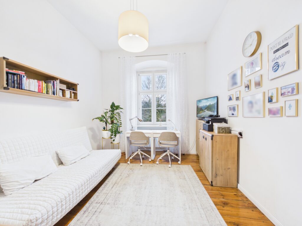 Zespół dworski 750 m² z 11-ha parkiem i stawem - zdjęcie 12