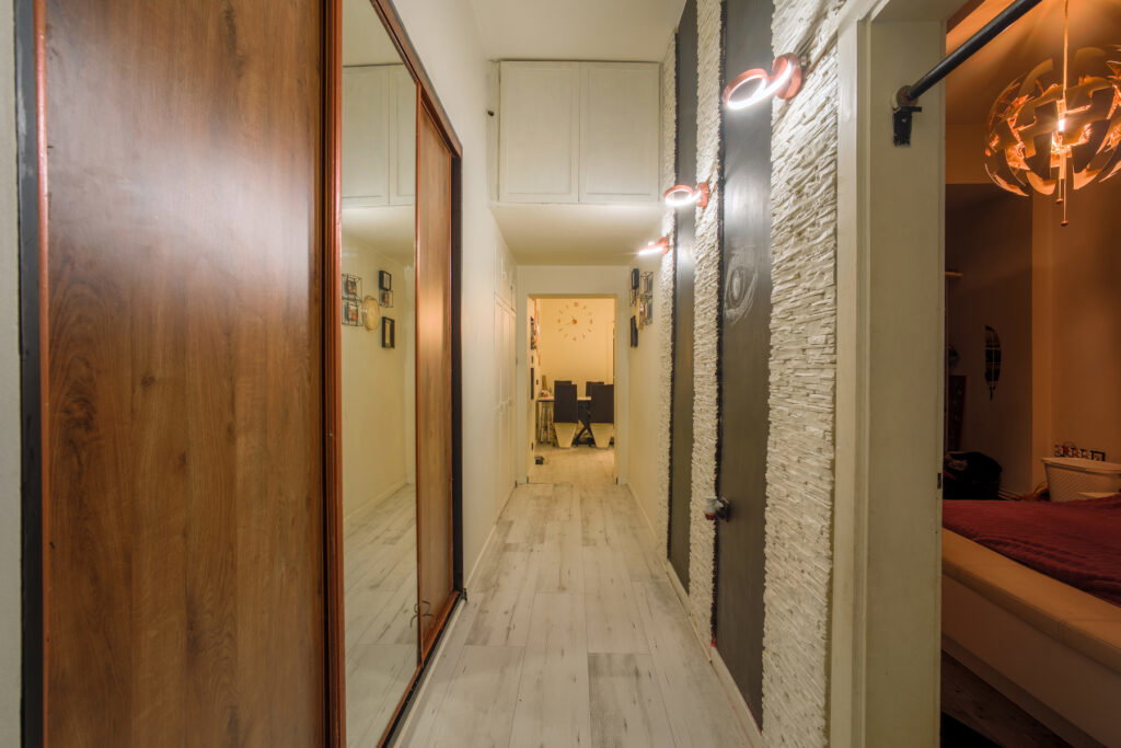 3 pokojowe mieszkanie w centrum zabytkowego miasta - zdjęcie 7