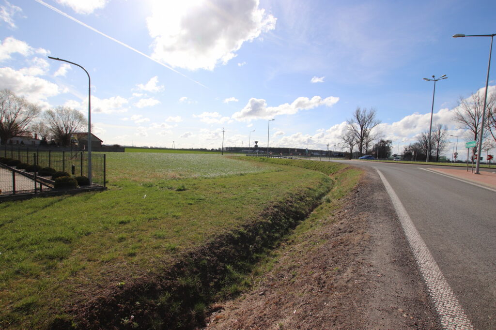 Działka inwestycyjna 7000 m² – usługi. - zdjęcie 6
