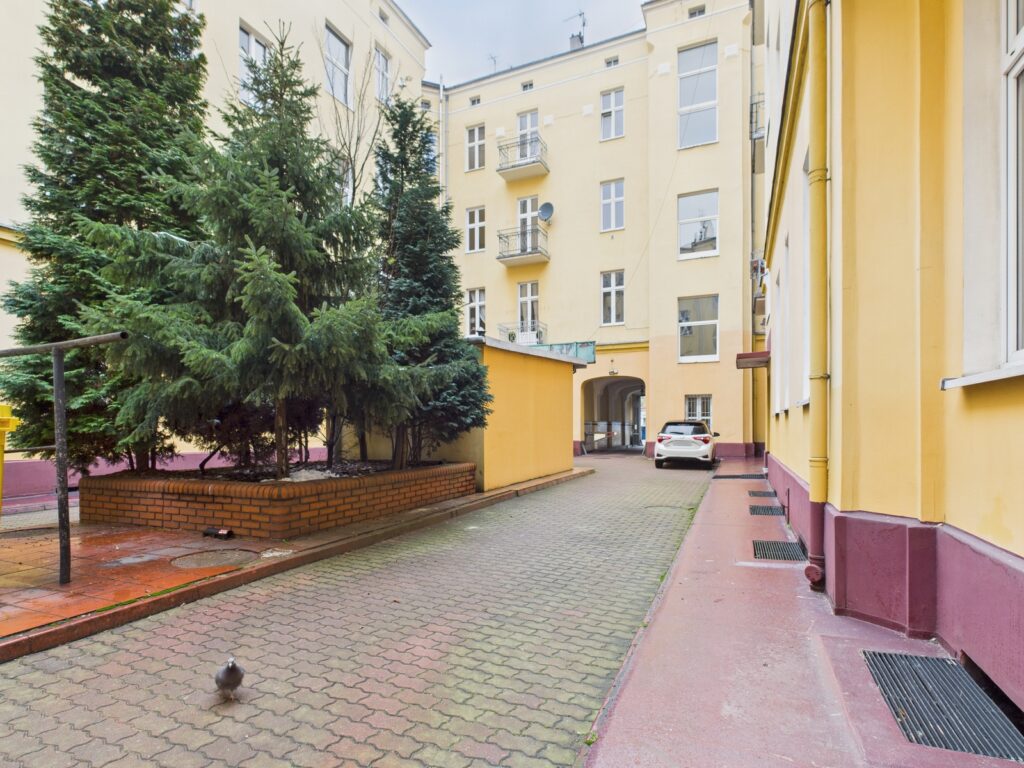Prestiż bez hałasu. 60m², balkon, CO miejskie. - zdjęcie 18