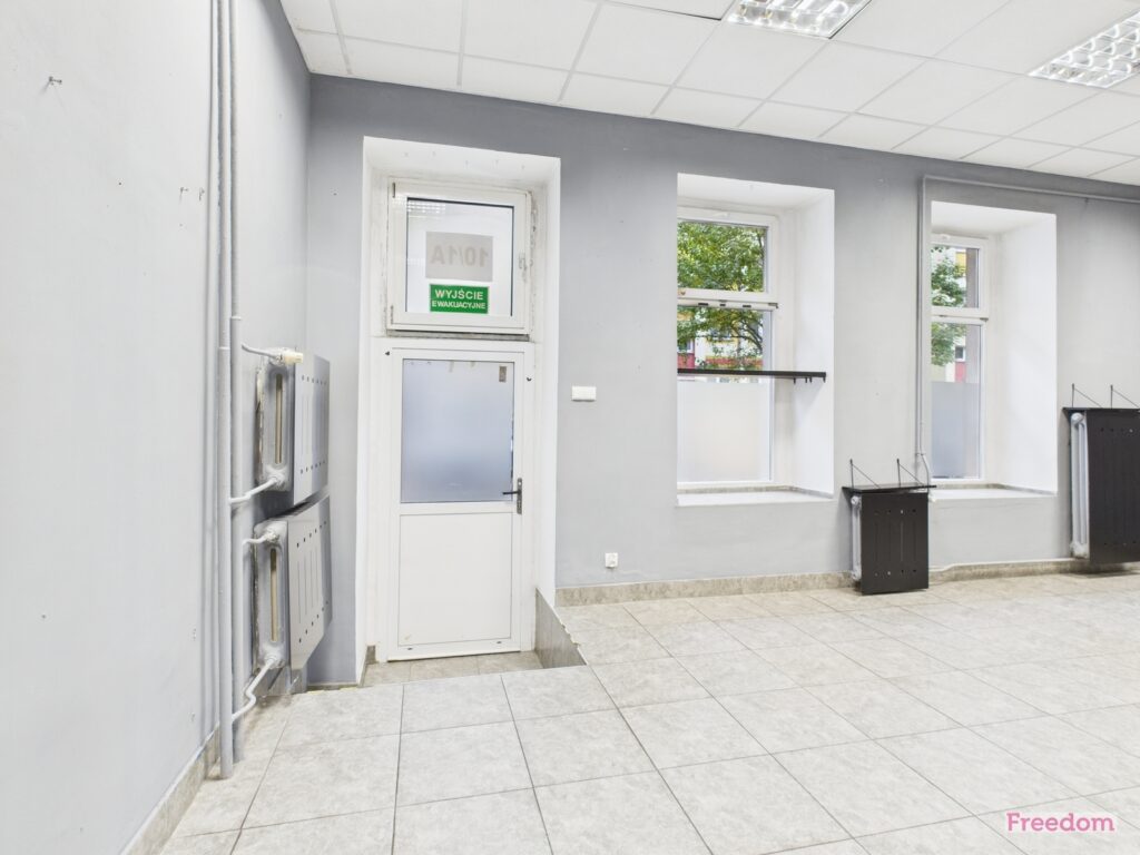 Parter komercyjny blisko Rynku | Parking i HDS - zdjęcie 4