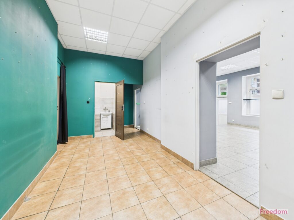 Parter komercyjny blisko Rynku | Parking i HDS - zdjęcie 6