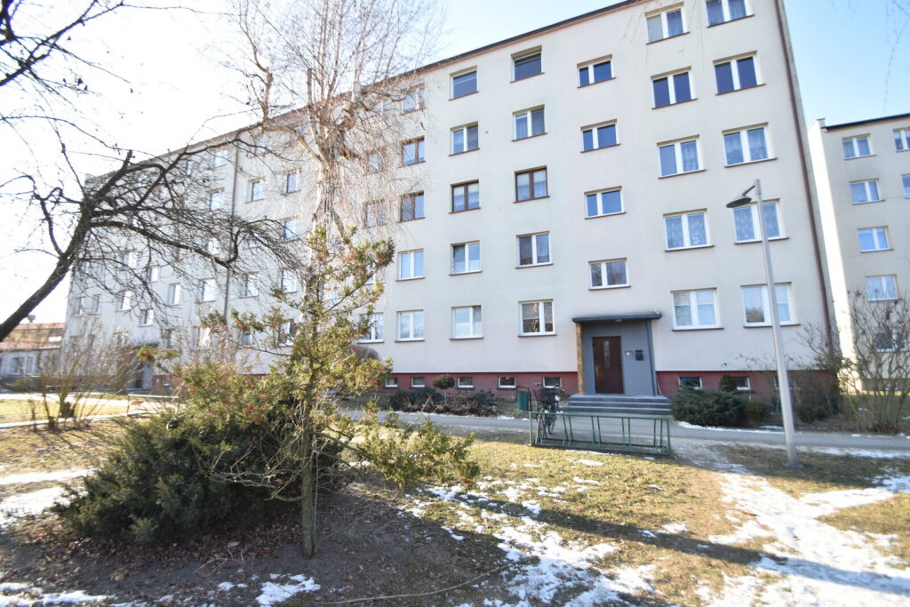 Komfortowe mieszkanie w spokojnej okolicy. - zdjęcie 1