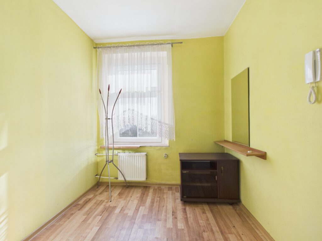 58 m² - 2 pokoje z możliwością przywrócenia 3 - zdjęcie 4