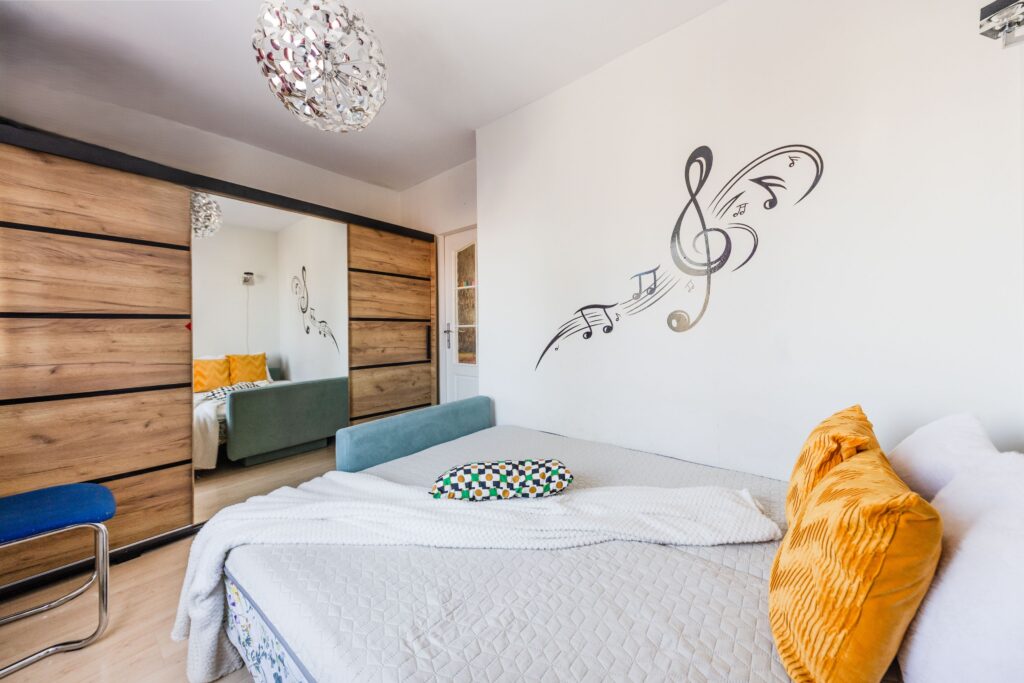 Przytulny dom w spokojnej okolicy - zdjęcie 10