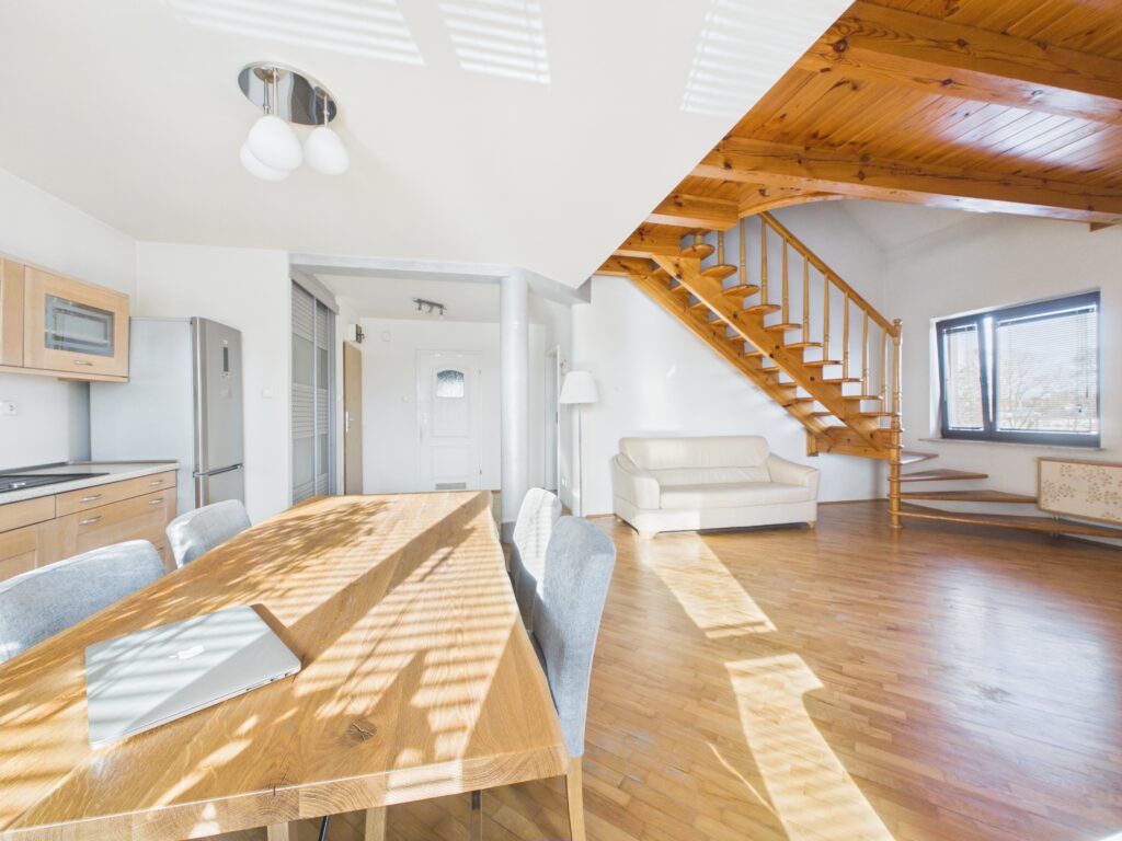 Atrakcyjne 4-pokojowe mieszkanie 94 m2 ul. Pogodna - zdjęcie 3