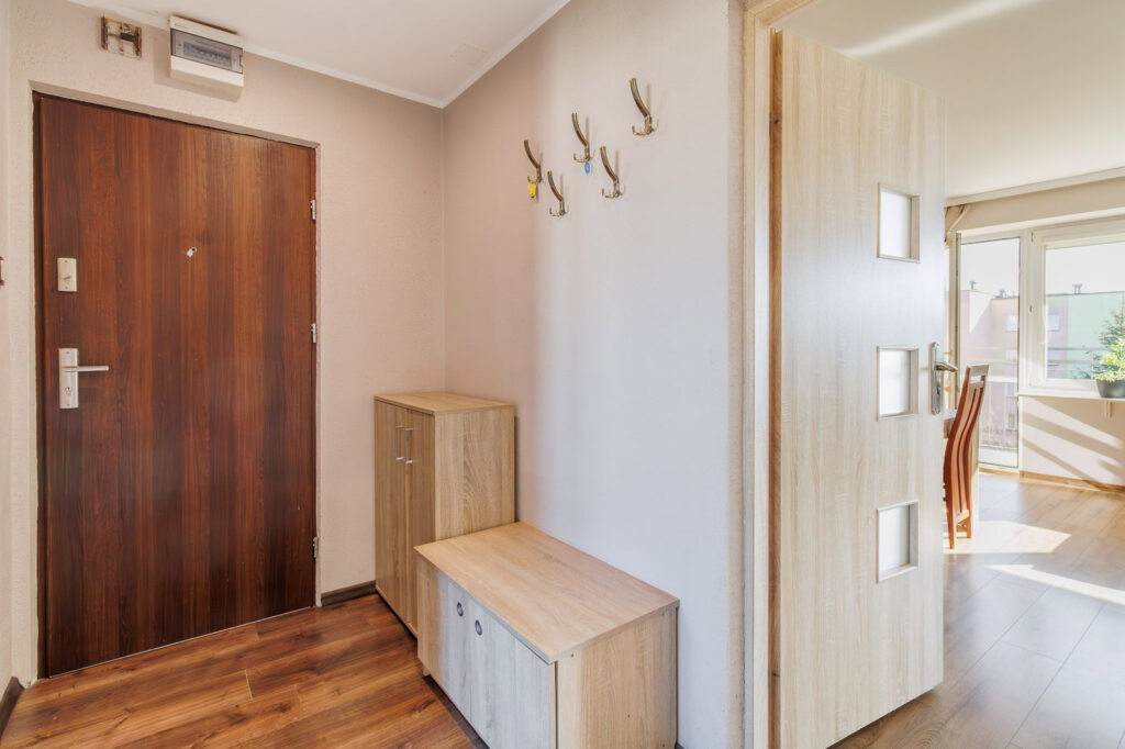 Trzypokojowe mieszkanie z balkonem na Os. Legionów - zdjęcie 6