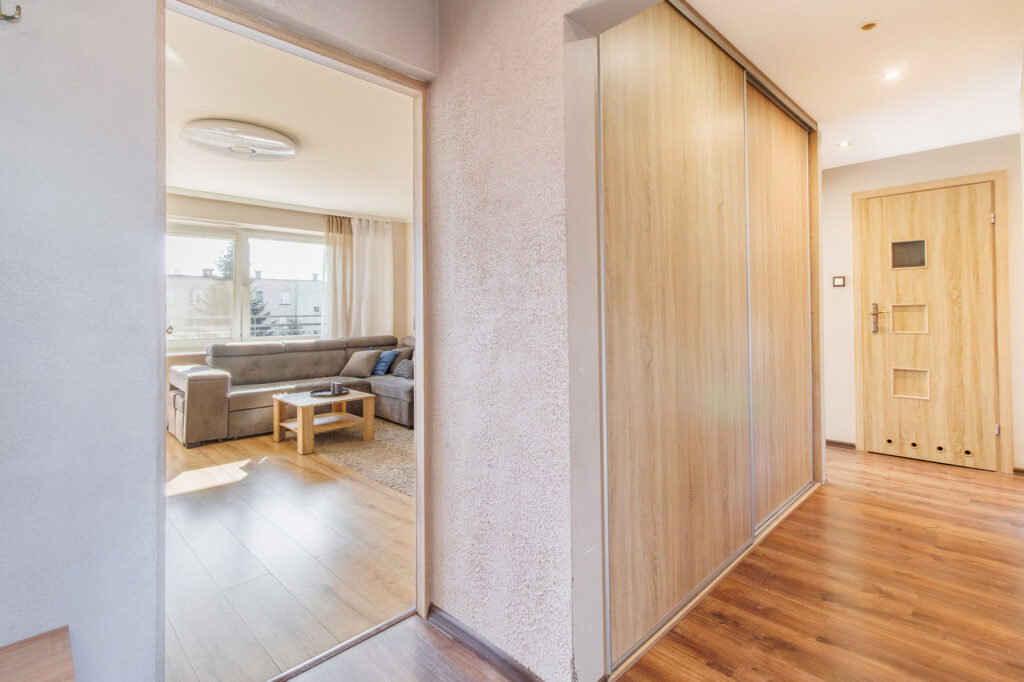 Trzypokojowe mieszkanie z balkonem na Os. Legionów - zdjęcie 3