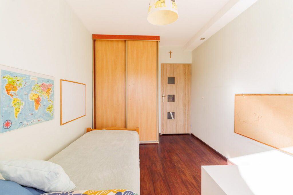 Trzypokojowe mieszkanie z balkonem na Os. Legionów - zdjęcie 14