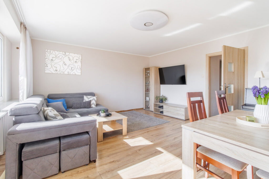 Trzypokojowe mieszkanie z balkonem na Os. Legionów - zdjęcie 15