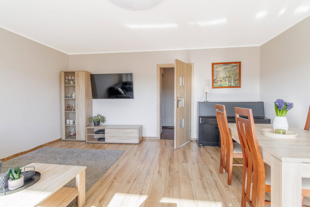 Trzypokojowe mieszkanie z balkonem na Os. Legionów - zdjęcie 16