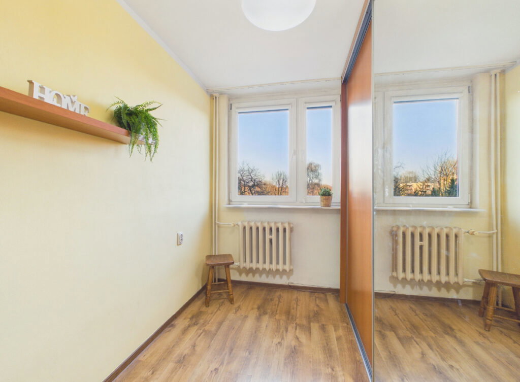 Świetne trzy pokojowe mieszkanie na parterze! - zdjęcie 2