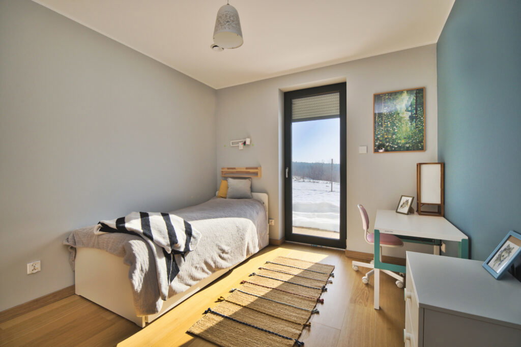 Pluski - dom całoroczny typu stodoła, piękny widok - zdjęcie 17