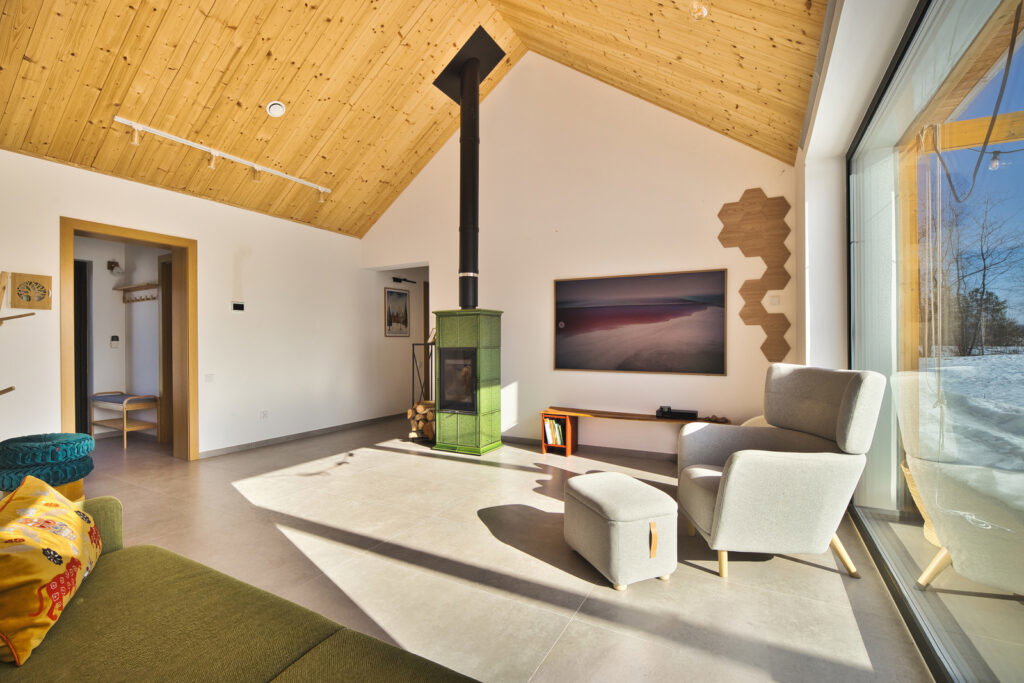 Pluski - dom całoroczny typu stodoła, piękny widok - zdjęcie 13