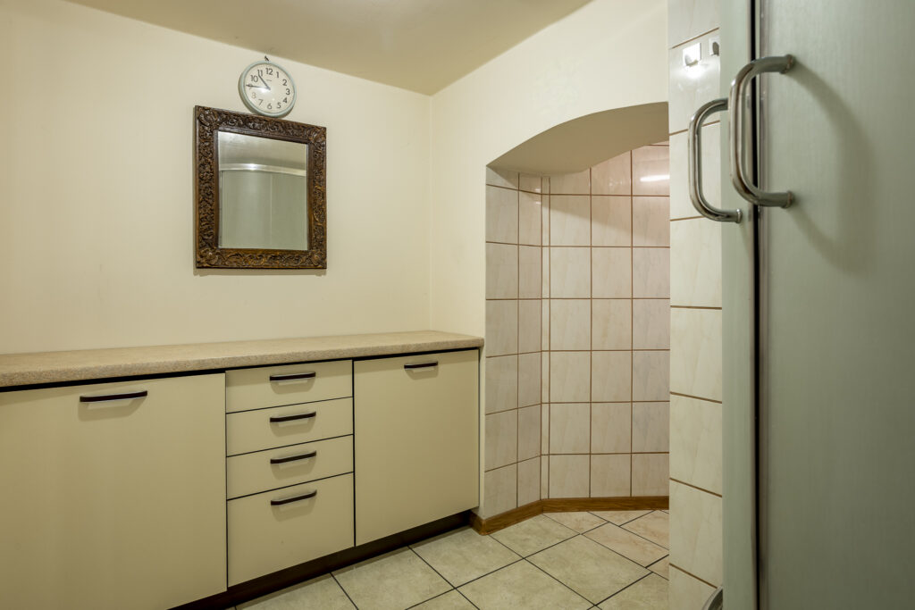 Mieszkanie w kamienicy w ścisłym centrum Ełku - zdjęcie 8