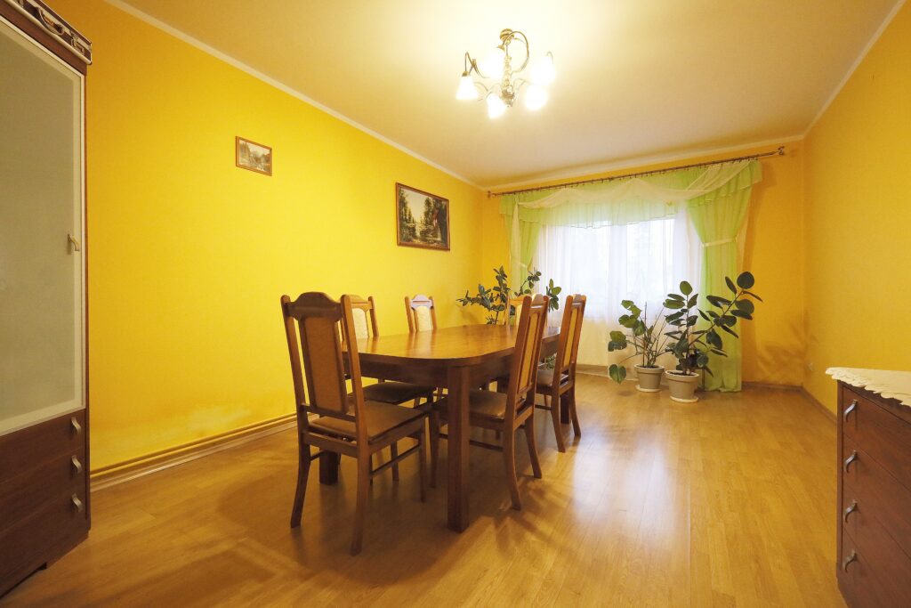 Solidny duży dom w Pówsi k/Zalewa - zdjęcie 3