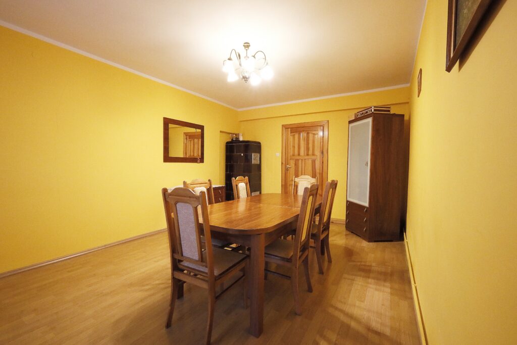 Solidny duży dom w Pówsi k/Zalewa - zdjęcie 5