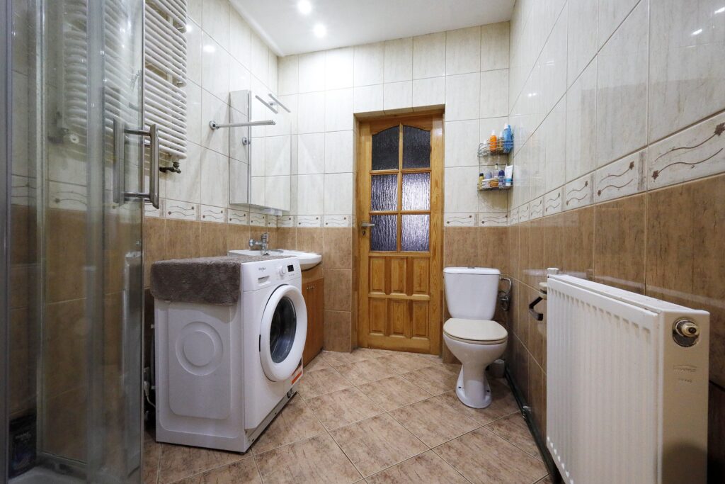 Solidny duży dom w Pówsi k/Zalewa - zdjęcie 13