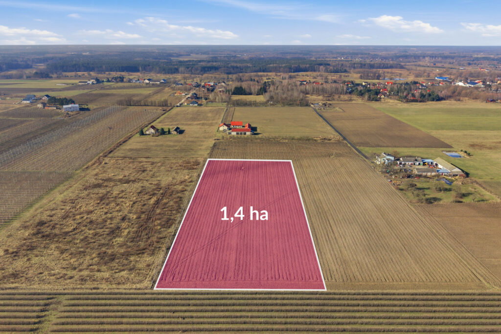 Prażmów 1,4 ha z MPZP pod osiedle | Szerokość 70m - zdjęcie 1