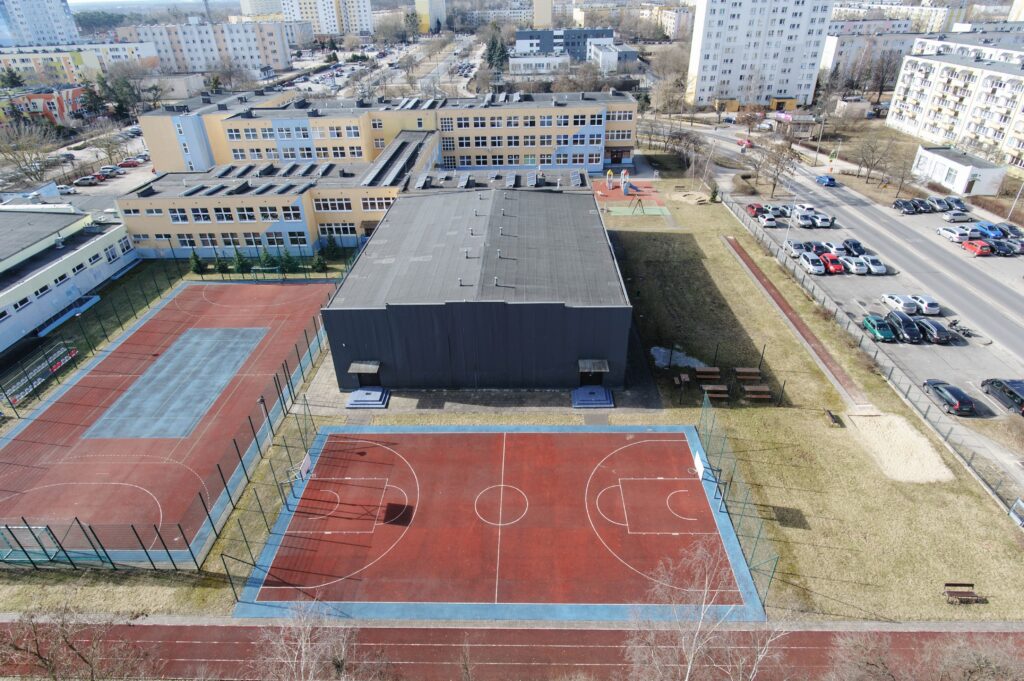 Kameralne mieszkanie z panoramicznym widokiem - zdjęcie 10