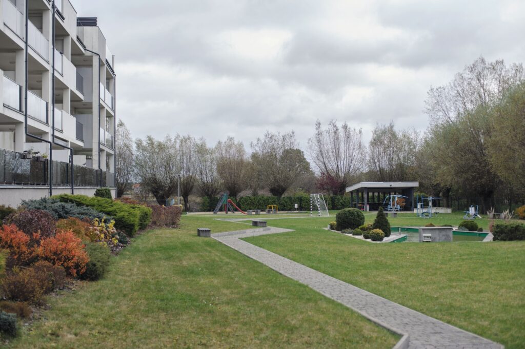 Luksusowe mieszkanie z dużym tarasem Os. Wierzbowe - zdjęcie 18