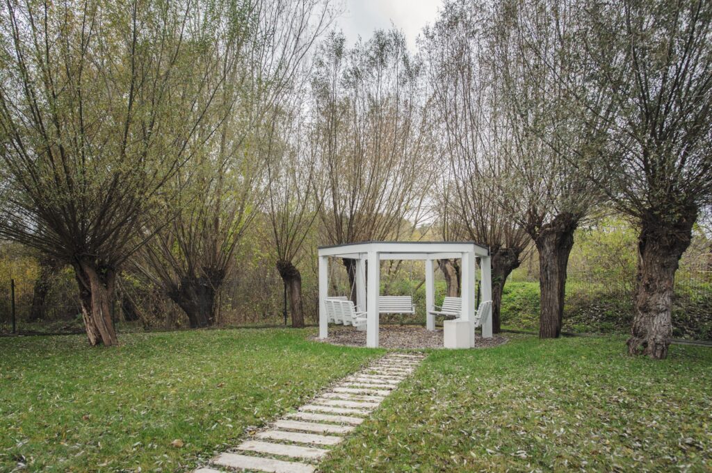 Luksusowe mieszkanie z dużym tarasem Os. Wierzbowe - zdjęcie 14