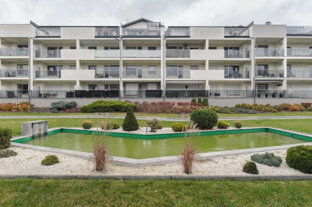 Luksusowe mieszkanie z dużym tarasem Os. Wierzbowe - zdjęcie 16