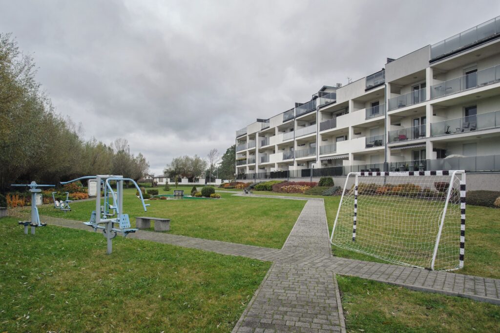 Luksusowe mieszkanie z dużym tarasem Os. Wierzbowe - zdjęcie 8