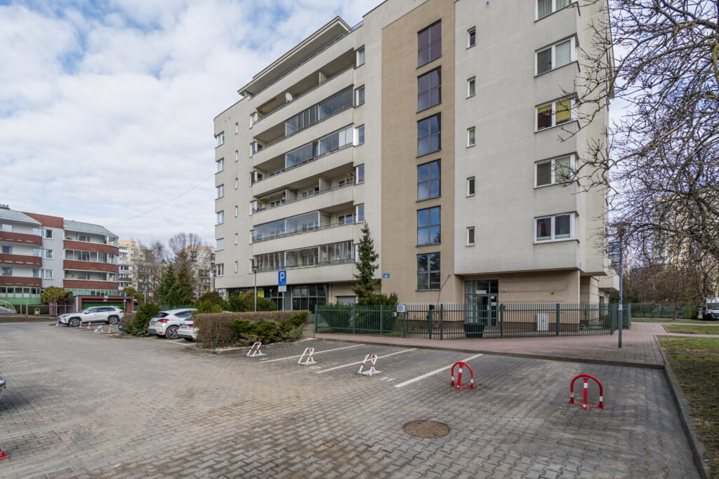 Do wynajęcia jasna kawalerka, Metro Wilanowska - zdjęcie 13