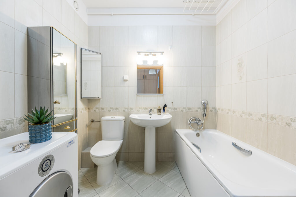 Do wynajęcia jasna kawalerka, Metro Wilanowska - zdjęcie 3