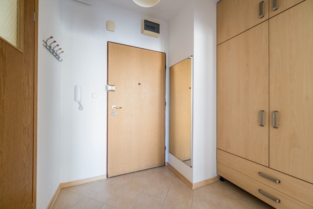 Do wynajęcia jasna kawalerka, Metro Wilanowska - zdjęcie 4