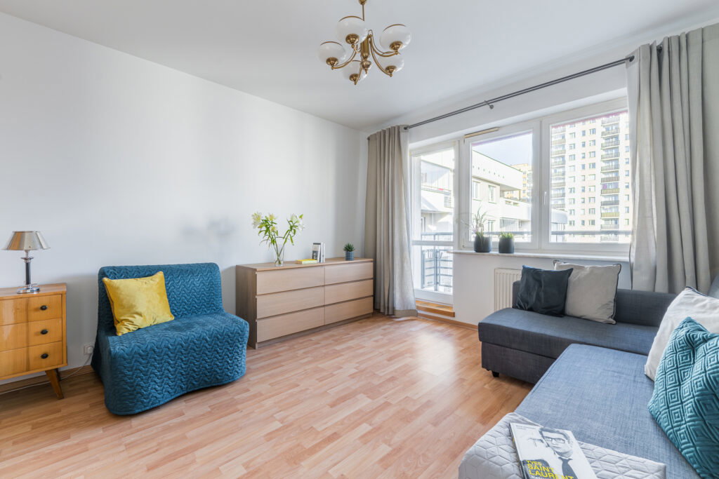 Do wynajęcia jasna kawalerka, Metro Wilanowska - zdjęcie 1