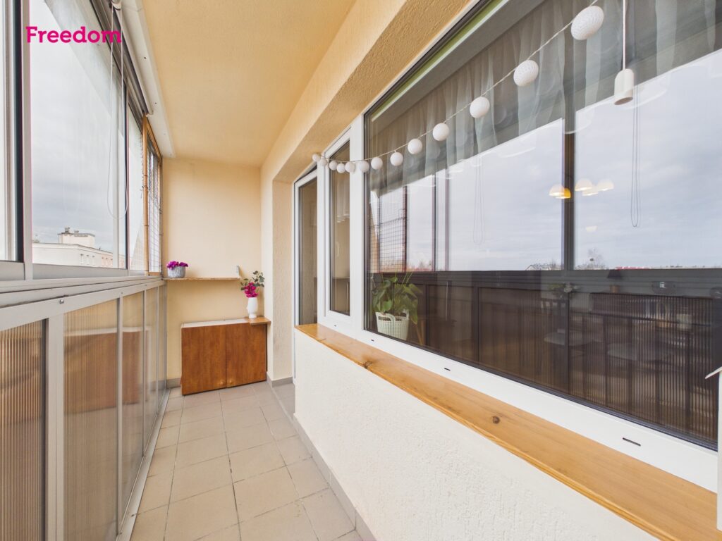 4 pokoje, duża loggia, Jaroty – top lokalizacja - zdjęcie 14