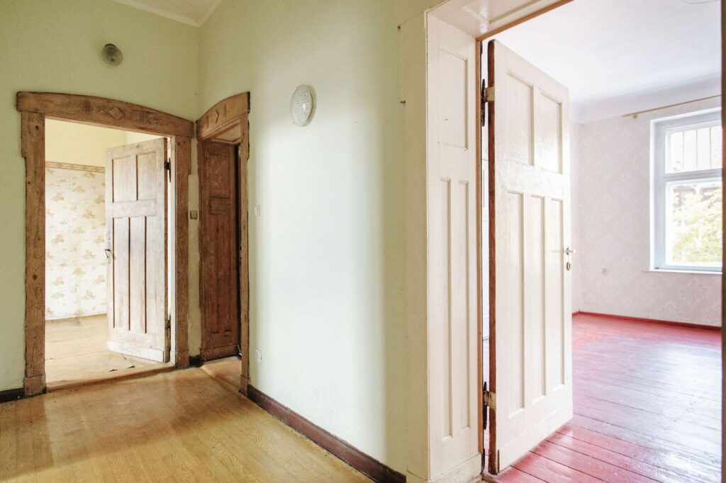 Mieszkanie o pow. 180m2 dla miłośników kamienic - zdjęcie 13