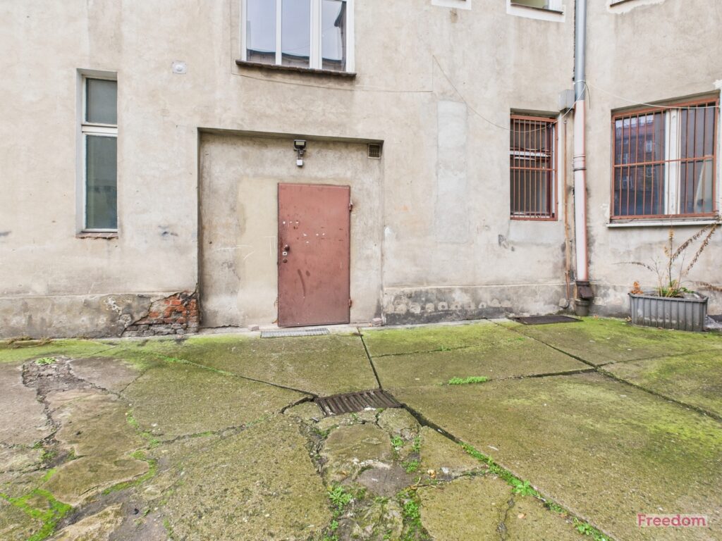 Lokal usługowy 60 m² do własnej aranżacji - zdjęcie 6