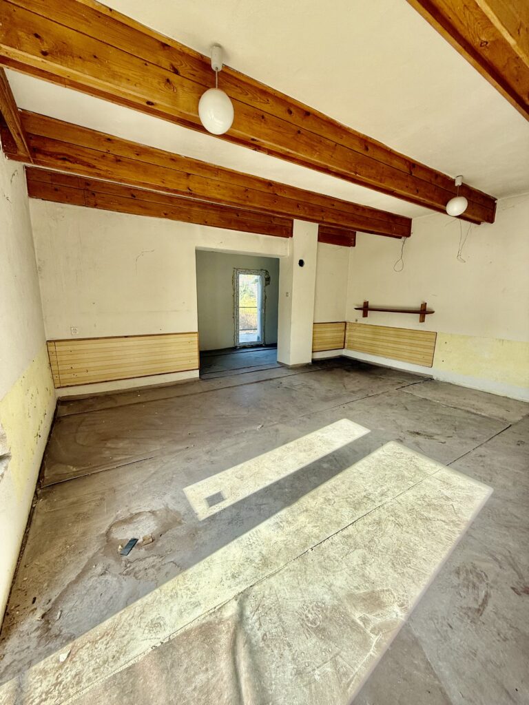 Posesja na sprzedaż - zdjęcie 10