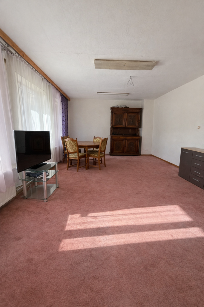 Posesja na sprzedaż - zdjęcie 5