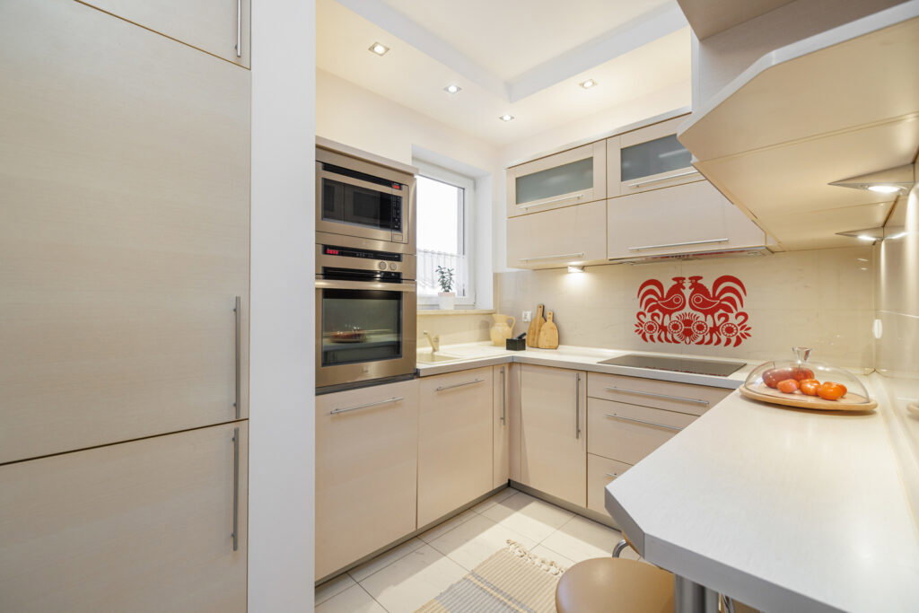 Gotowe 2 pokoje | miejsce w hali | kom. lokatorska - zdjęcie 1