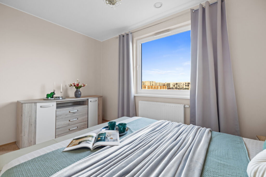 Dom z garażem | zadbany ogród | dobry układ - zdjęcie 10