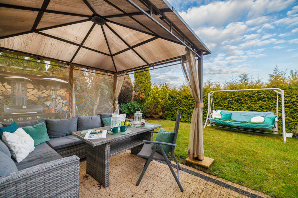 Dom z garażem | zadbany ogród | dobry układ - zdjęcie 14