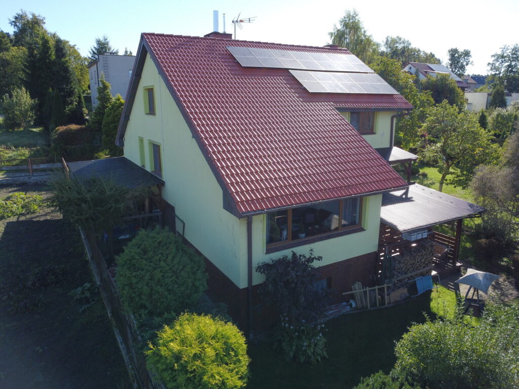 Słupsk, przestronny dom 249m2, fotowoltaika - zdjęcie 36