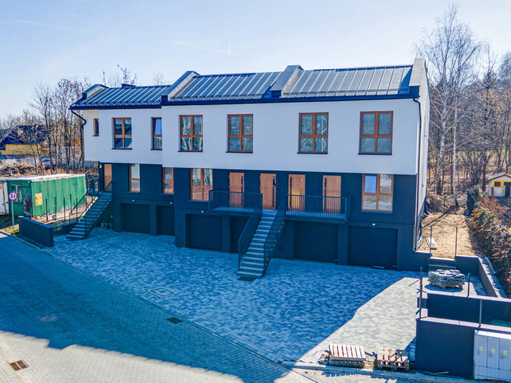Apartament z ogrodem i garażem - zdjęcie 3