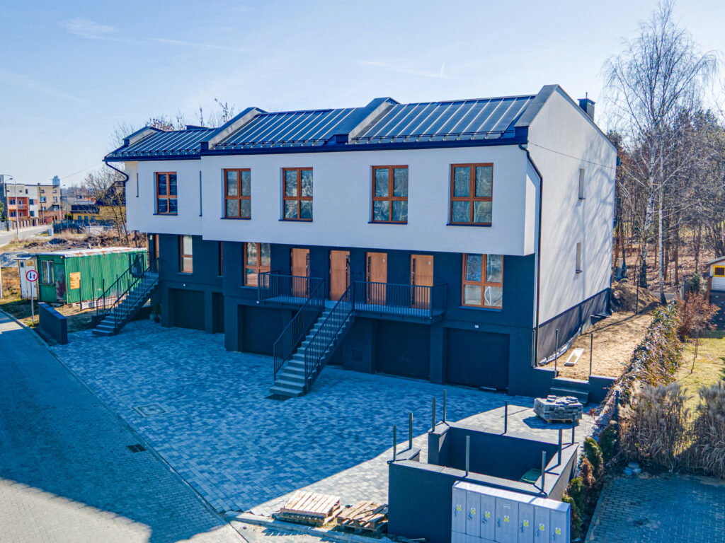 Apartament z ogrodem i garażem - zdjęcie 1