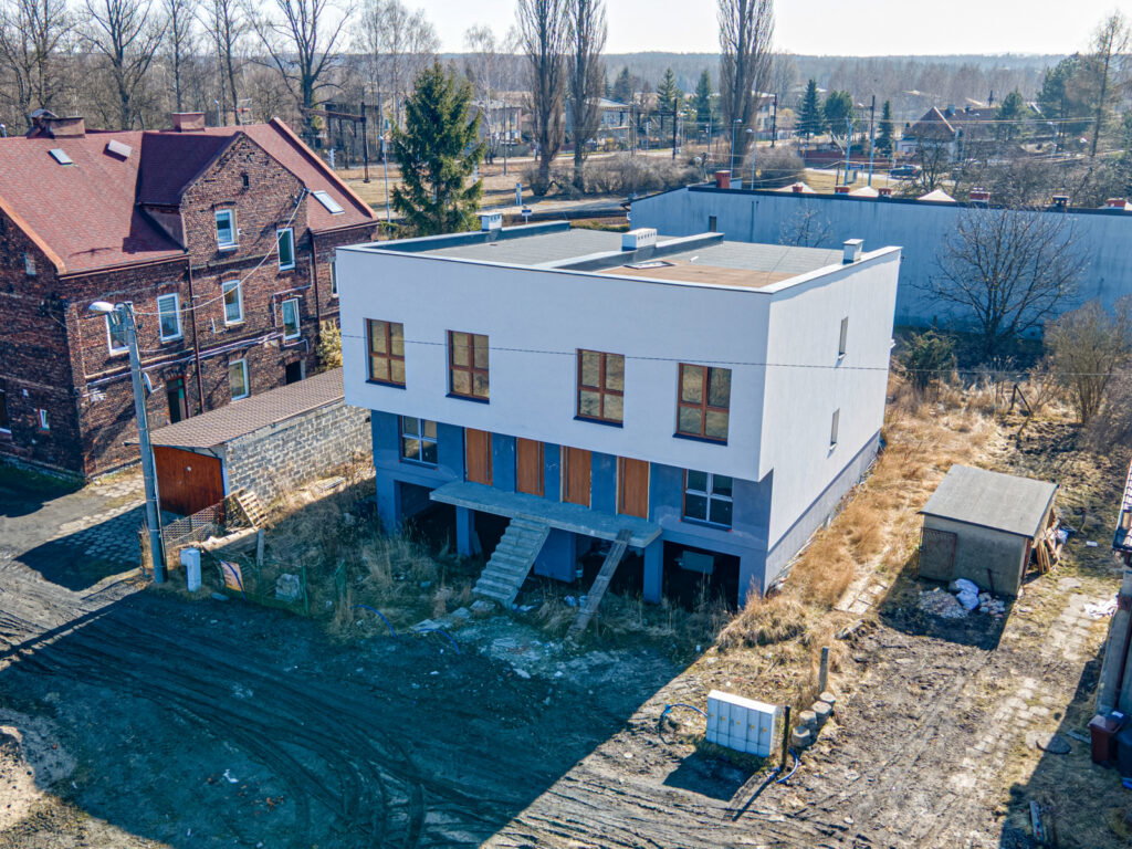 Apartament z ogrodem i garażem - zdjęcie 3