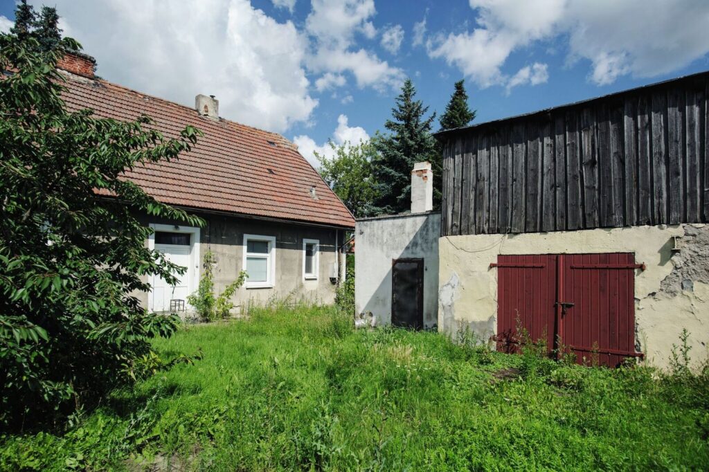 Duża działka pod zabudowę wielorodzinną - zdjęcie 4