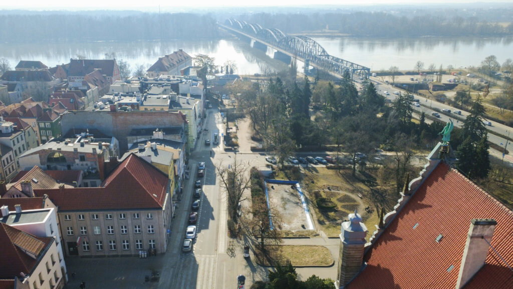 Kamienica przy placu Rapackiego w Toruniu - zdjęcie 4
