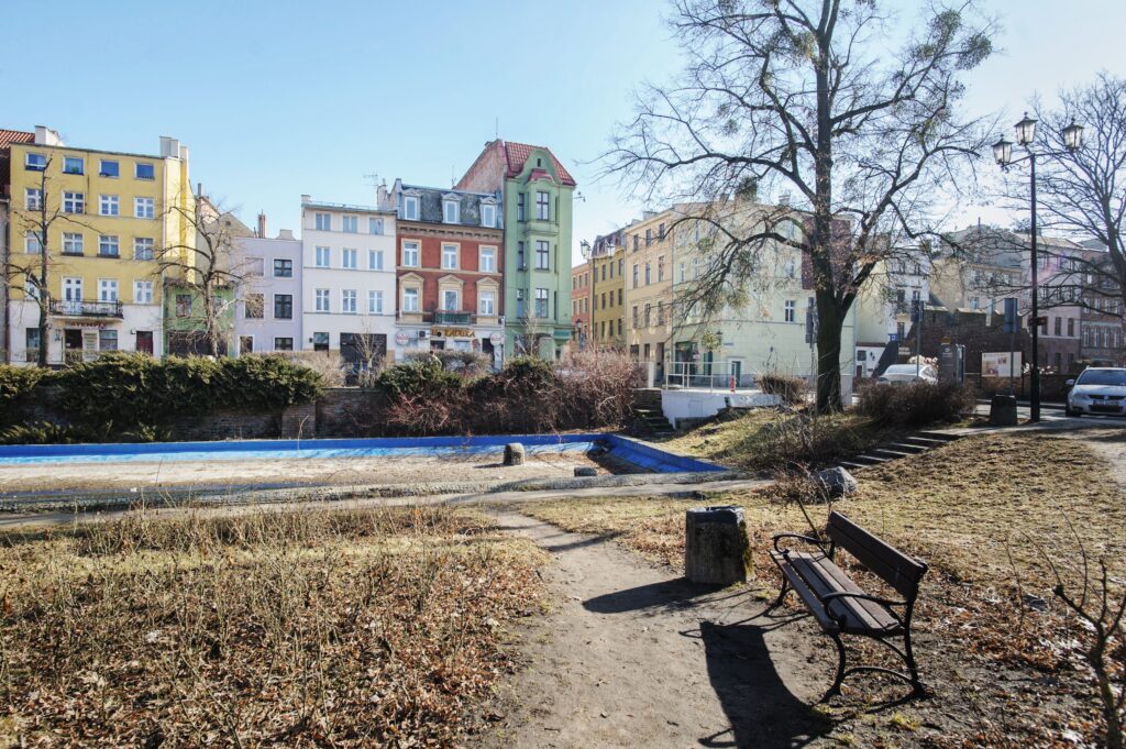 Kamienica przy placu Rapackiego w Toruniu - zdjęcie 9