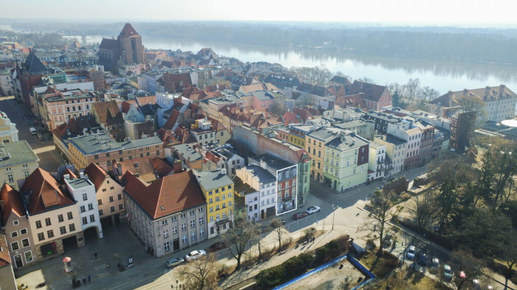 Kamienica przy placu Rapackiego w Toruniu - zdjęcie 2